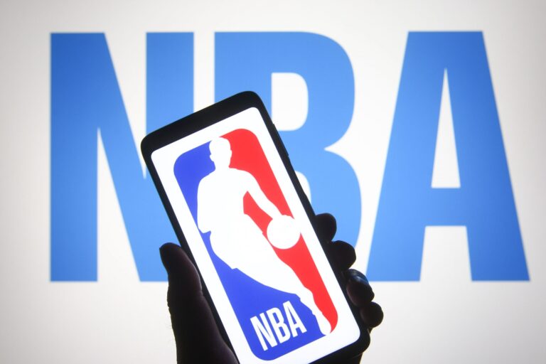 观看 NBA 比赛直播的应用程序