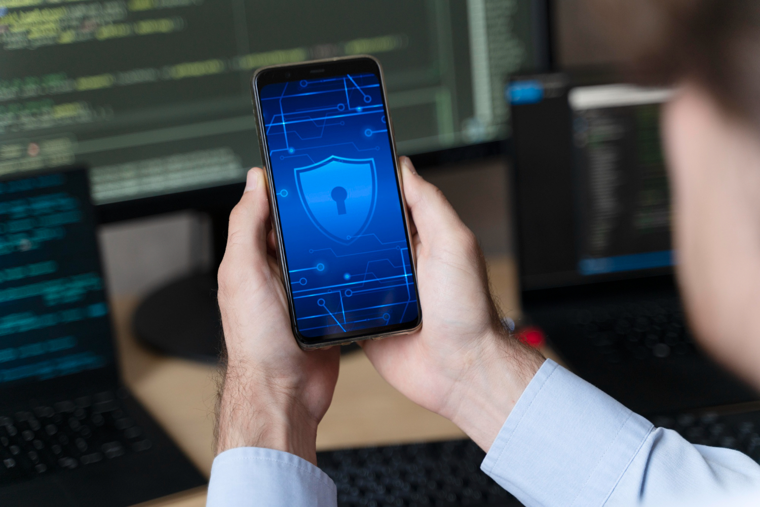 Melhor aplicativo para proteger seu celular contra ameaças digitais
